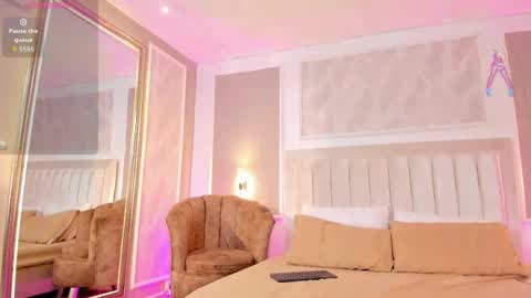 Snapshot of ariana_colleman chatting on June 3, 2026, 2:33 pm ariana_colleman online show from June 3, 2026, 2:33 pm