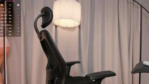 DaniAri - dimension X at night NY time online show from October 12, 2025, 4:55 am