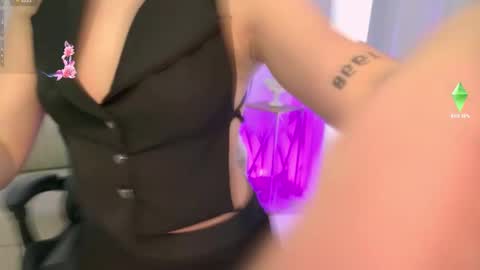 Ariana online show from January 15, 2026, 2:32 pm