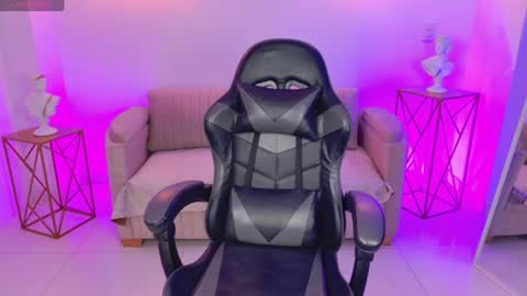 Snapshot of ariana_monroe01 chatting on July 29, 2026, 11:36 pm Ariana online show from July 29, 2026, 11:36 pm