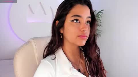 Ariana  online show from October 25, 2025, 12:34 pm