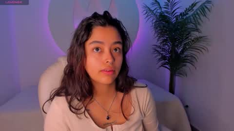 Ariana  online show from October 29, 2025, 12:18 pm