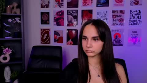Snapshot of ariana_ross7 chatting on July 22, 2026, 9:12 am ariana_ross7 online show from July 22, 2026, 9:12 am