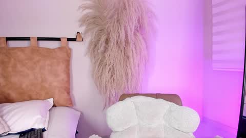 Ariana  online show from January 11, 2025, 12:40 pm