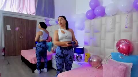  ariana  online show from November 4, 2025, 4:39 pm