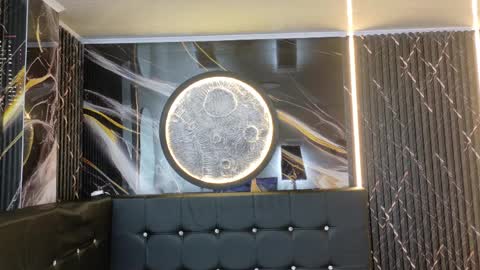 ariana_toro online show from April 9, 2026, 2:22 pm