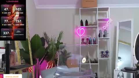 Ariana online show from December 17, 2025, 9:04 am