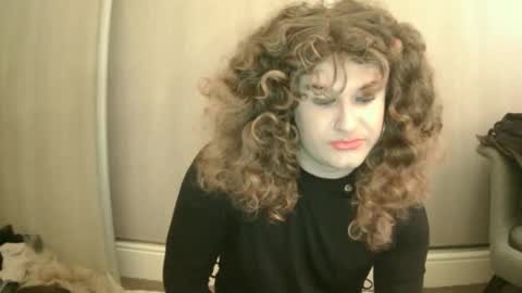 Ariana 3 online show from September 9, 2025, 4:50 pm