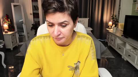 Ana online show from December 31, 2024, 12:36 pm