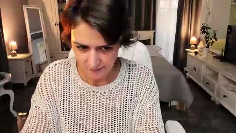 Ana online show from September 20, 2025, 3:57 pm