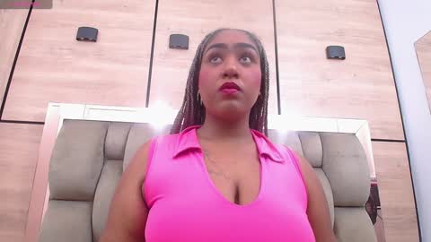 arianna pearl online show from January 3, 2025, 12:19 pm