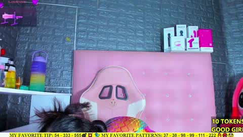 Snapshot of ariannalewis1 chatting on September 26, 2025, 7:40 pm Arianna online show from September 26, 2025, 7:40 pm