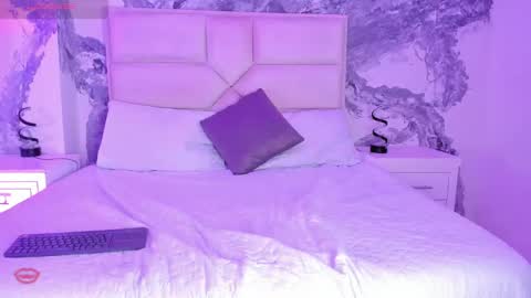 AriannaROux online show from February 9, 2025, 8:44 am