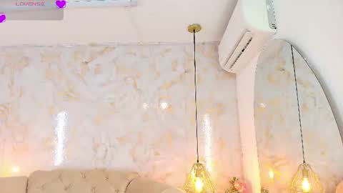 Snapshot of ariannaruiz chatting on August 4, 2026, 12:19 pm Arianna online show from August 4, 2026, 12:19 pm