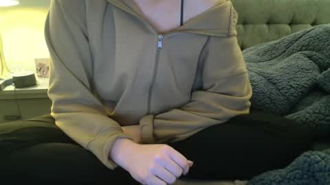 Aria Woods online show from December 16, 2024, 11:28 pm