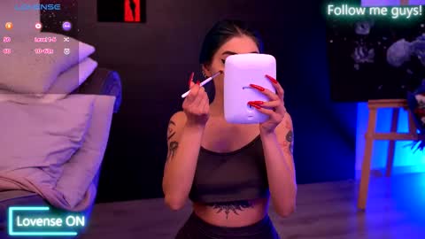 Aria  online show from September 25, 2025, 8:45 pm