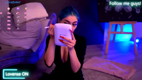 Aria  online show from October 11, 2025, 9:13 pm