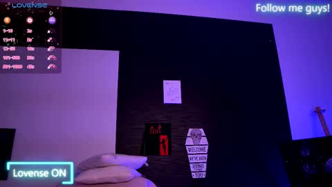 Aria  online show from October 23, 2025, 9:35 pm