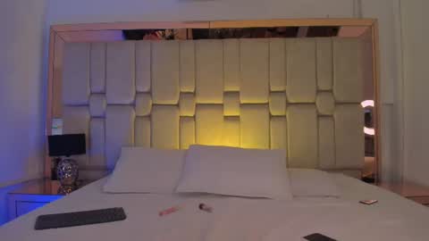 Snapshot of aribloom7 chatting on July 5, 2026, 7:43 pm Welcome to Ari room online show from July 5, 2026, 7:43 pm