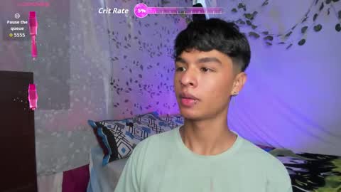 ariel_adan online show from February 6, 2026, 6:44 pm