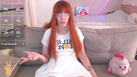 Ariel Donovan online show from October 3, 2025, 1:52 pm