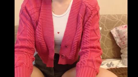 Ariella online show from November 17, 2025, 8:53 am