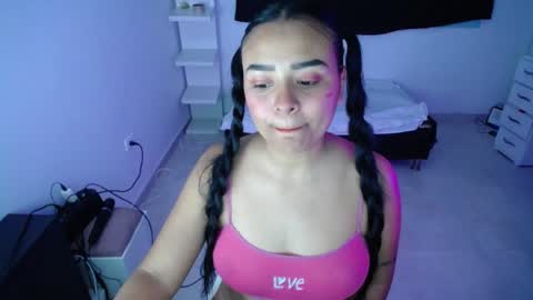 Snapshot of ariel_princess02 chatting on January 22, 2025, 2:37 am daniella online show from January 22, 2025, 2:37 am