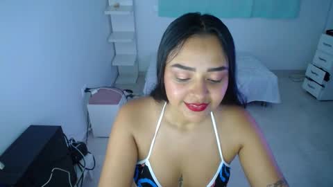 Snapshot of ariel_princess02 chatting on February 19, 2025, 2:01 am daniella online show from February 19, 2025, 2:01 am