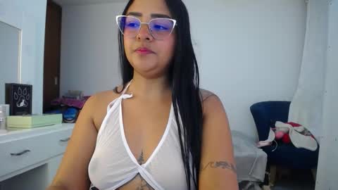 Snapshot of ariel_princess02 chatting on September 11, 2025, 2:00 am daniella online show from September 11, 2025, 2:00 am
