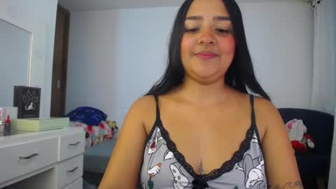 Snapshot of ariel_princess02 chatting on October 8, 2025, 1:58 am daniella online show from October 8, 2025, 1:58 am