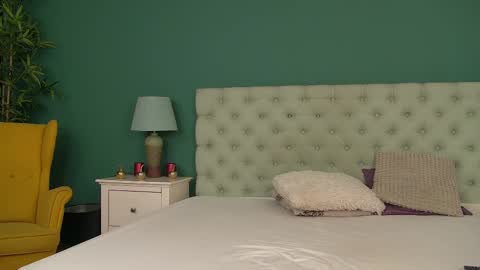 Snapshot of ariel_quinn chatting on February 14, 2025, 1:08 pm Ariel online show from February 14, 2025, 1:08 pm