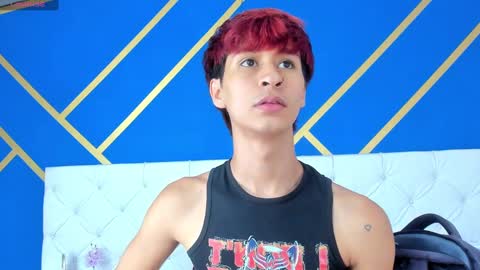 Snapshot of ariel_villa_ chatting on February 27, 2025, 2:32 am ARIEL VILLA online show from February 27, 2025, 2:32 am