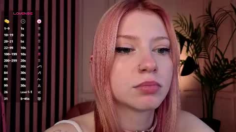 Snapshot of arielabradberry chatting on July 28, 2026, 4:39 pm Ariel online show from July 28, 2026, 4:39 pm