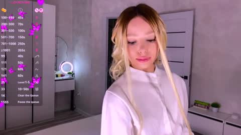 Snapshot of arielarlt chatting on July 22, 2026, 9:17 pm Ase online show from July 22, 2026, 9:17 pm