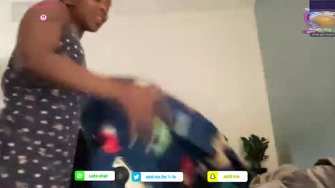 Snapshot of arielbliss69 chatting on April 29, 2026, 2:48 am arielbliss69 online show from April 29, 2026, 2:48 am