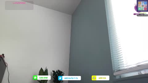 Snapshot of arielbliss69 chatting on May 2, 2026, 3:28 pm arielbliss69 online show from May 2, 2026, 3:28 pm