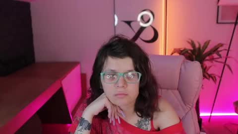 Snapshot of ariell_mini chatting on May 22, 2026, 12:22 pm Ariell Mini online show from May 22, 2026, 12:22 pm