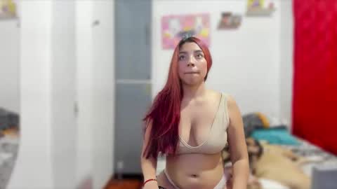 Stephany  online show from December 12, 2024, 5:52 am