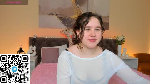 Ariella GTM3  Tue Wed Thu Fri Sat  0400 am-1030pm online show from January 30, 2025, 1:22 am