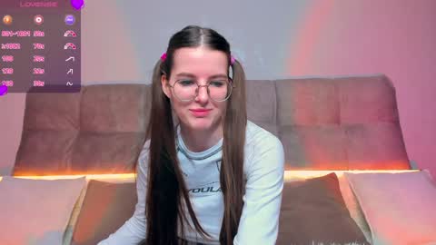 Ariella online show from December 6, 2024, 7:43 am