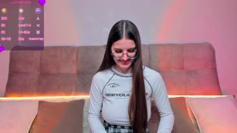 Ariella online show from December 16, 2024, 4:23 am