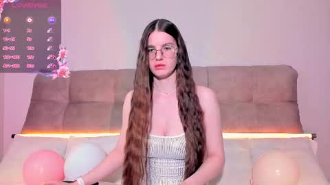 Ariella online show from September 23, 2025, 2:36 am