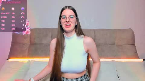 Ariella online show from November 25, 2025, 3:06 am
