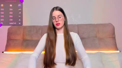 Ariella online show from February 12, 2026, 5:24 am