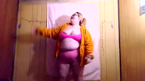 ariellejade06 online show from February 6, 2026, 5:56 am