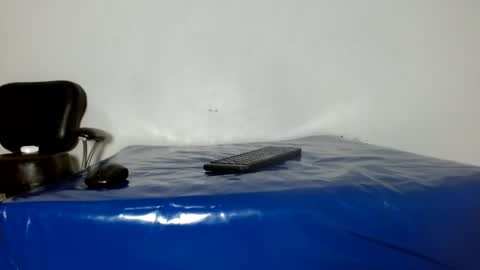 Ariel Aoir online show from April 19, 2026, 12:11 am