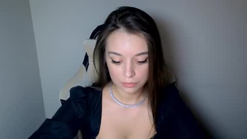 Ariel online show from September 14, 2025, 1:10 pm