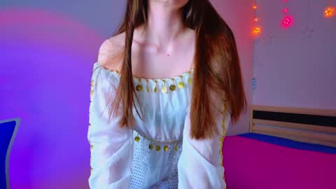 Snapshot of arielstonks_lovee chatting on December 9, 2024, 6:34 am arielstonks_lovee online show from December 9, 2024, 6:34 am