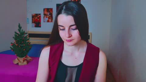 Snapshot of arielstonks_lovee chatting on December 24, 2024, 5:16 am arielstonks_lovee online show from December 24, 2024, 5:16 am