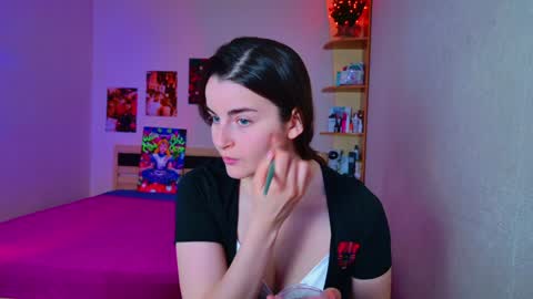 Snapshot of arielstonks_lovee chatting on January 16, 2025, 3:45 am arielstonks_lovee online show from January 16, 2025, 3:45 am